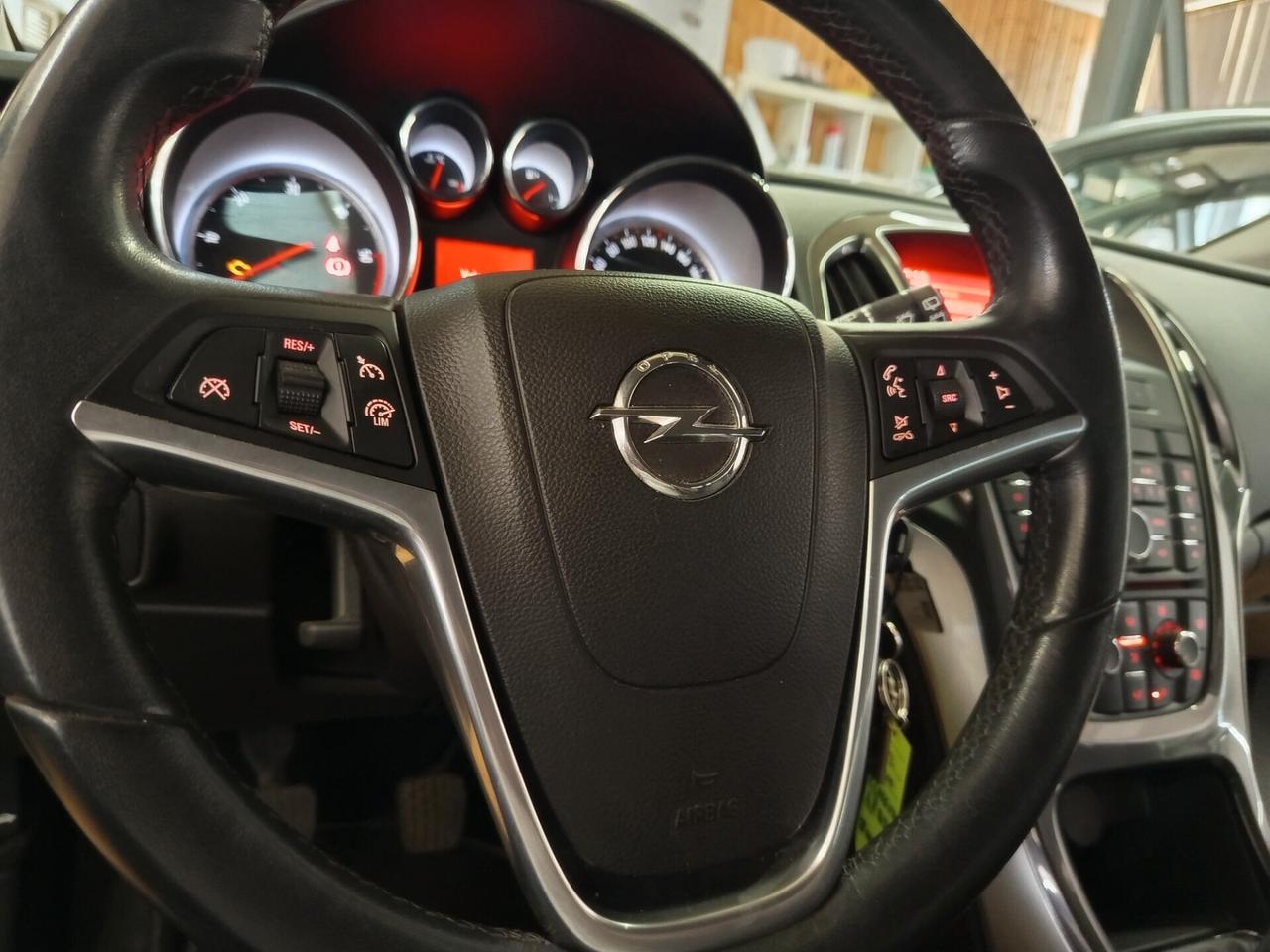 Opel Astra 1.7 CDTI 110CV, 161 Mila chilometri ok neopatentati