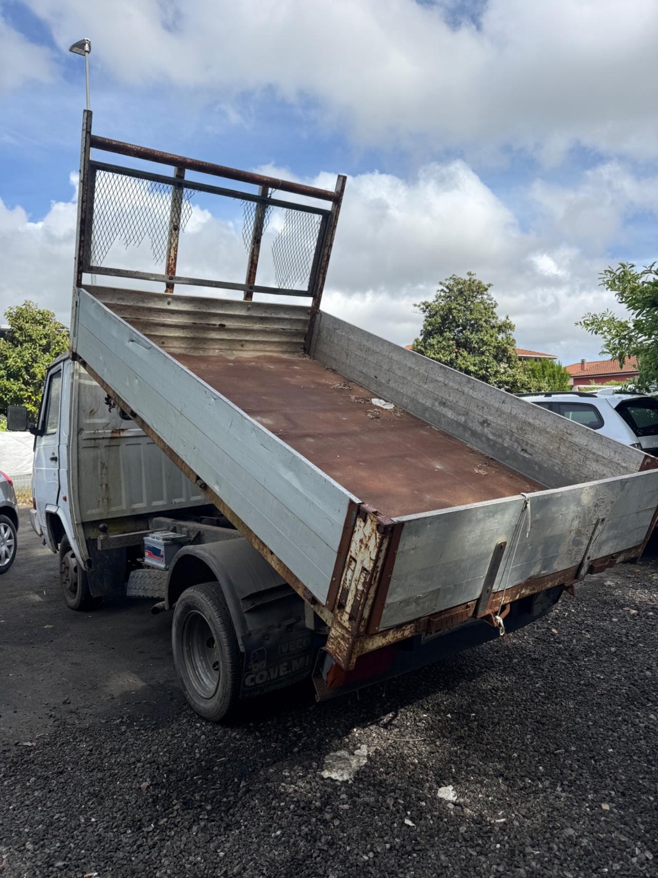 Nissan Trade 2.8