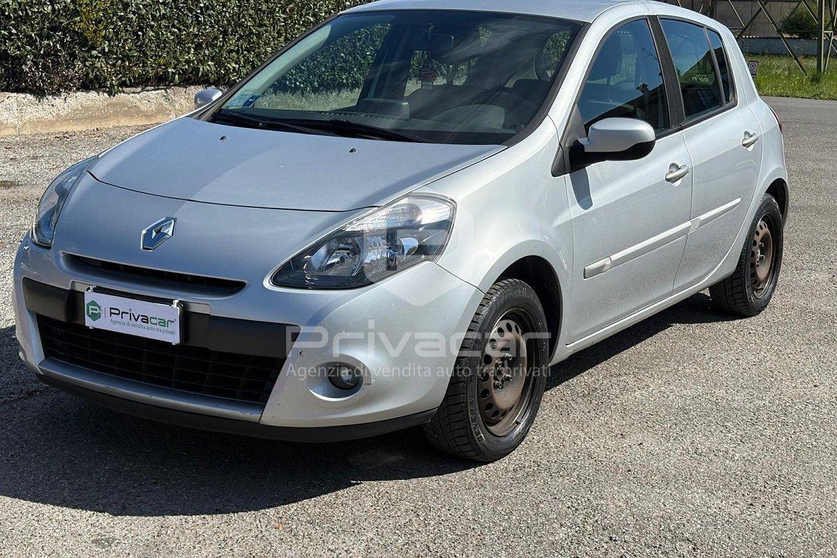 RENAULT Clio 1.2 16V 3 porte Dynamique