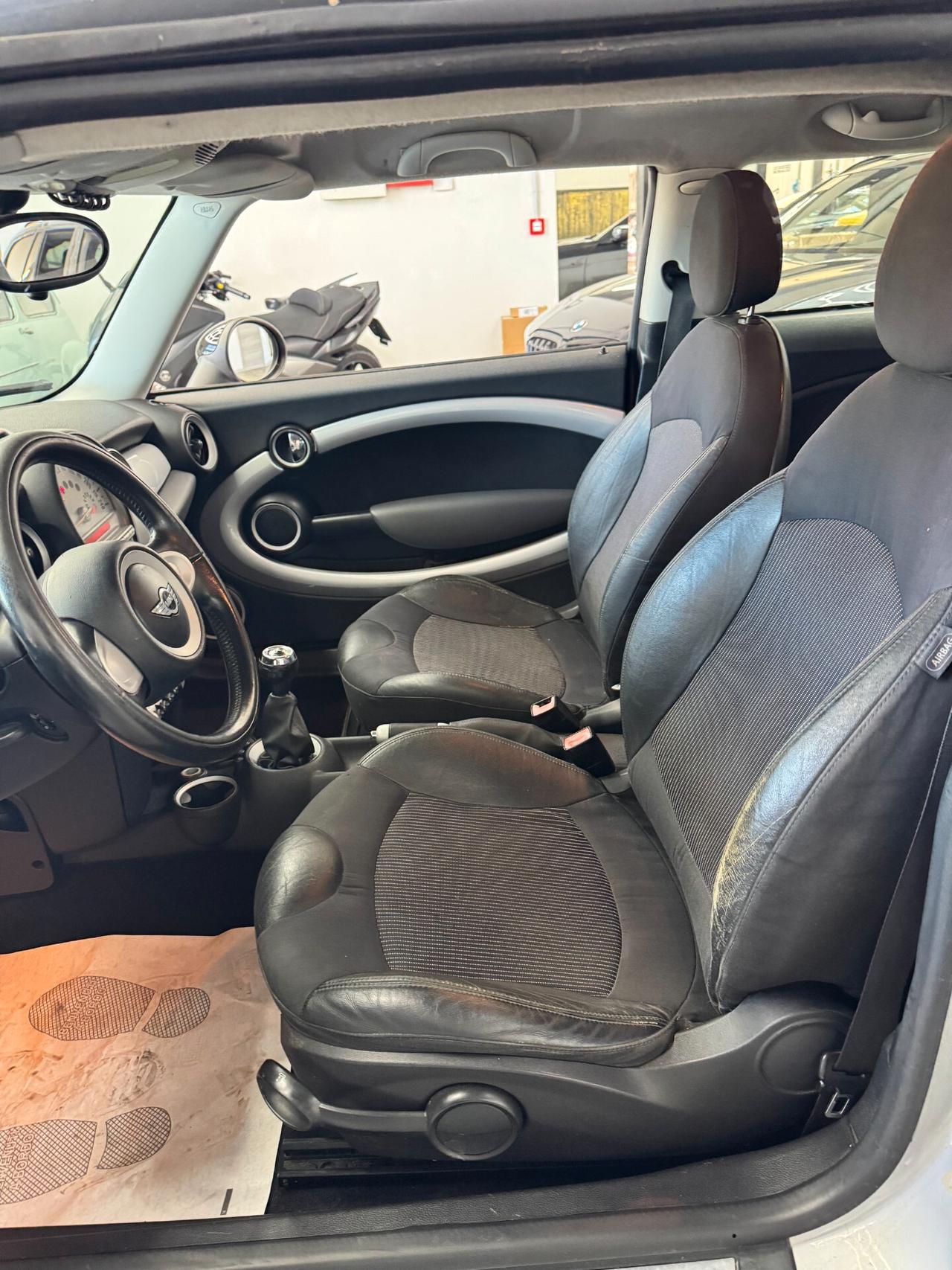 Mini Mini 1.6 16V Cooper