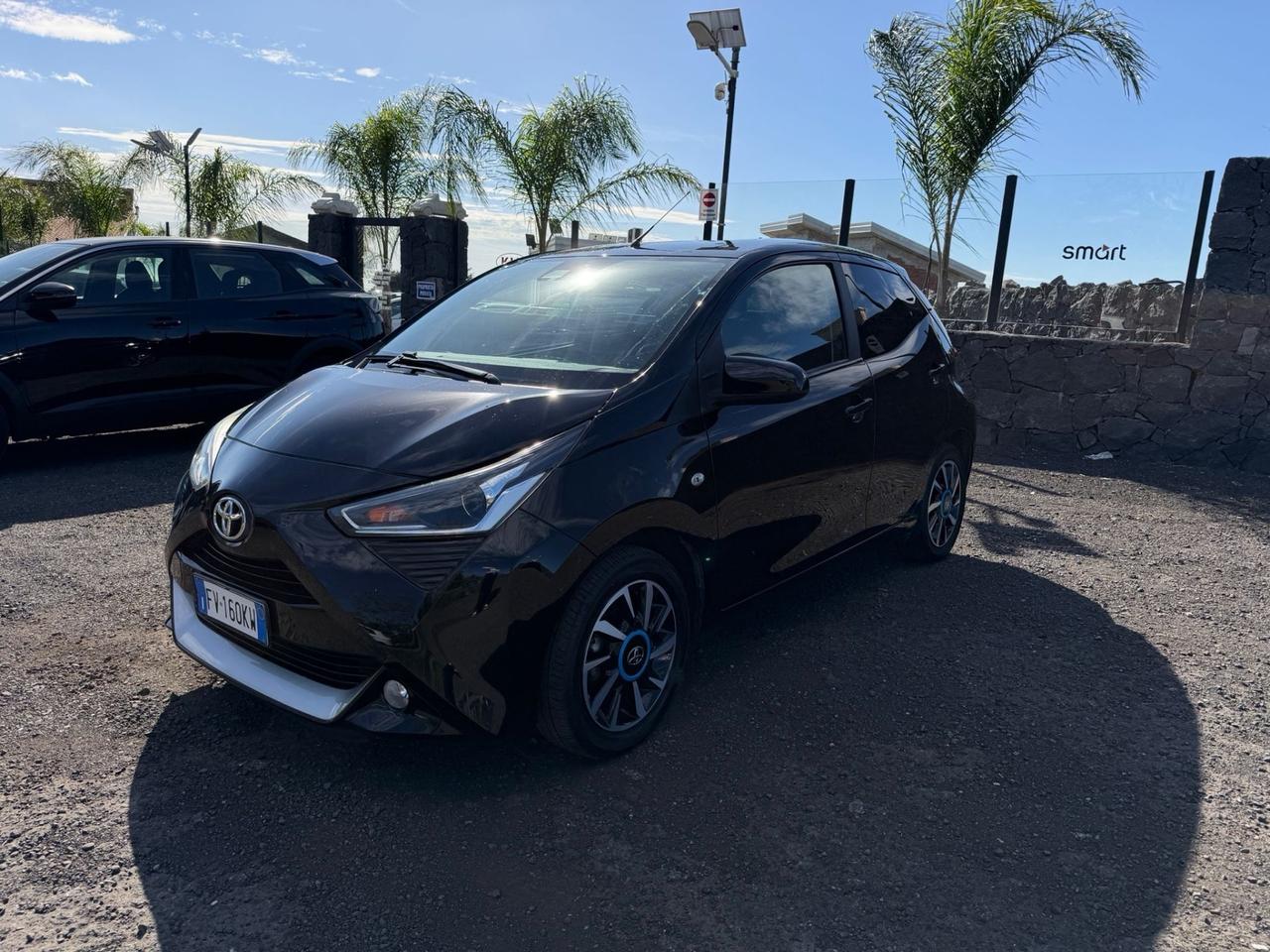 Toyota Aygo 1.0 VVT-i 72 CV 5 porte x-clusiv