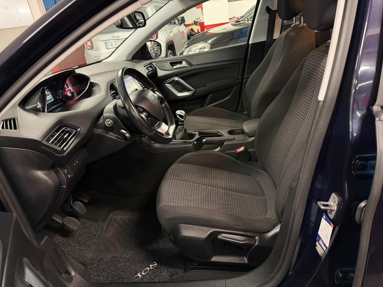 Peugeot 308 BlueHDi 130 S&S SW Business