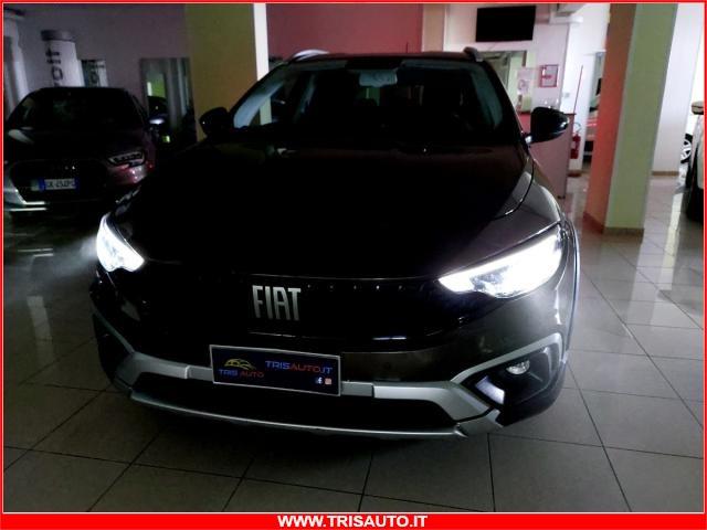 FIAT Tipo 1.6 MJT S&S Cross IVATA (FULL LED+NAVI)