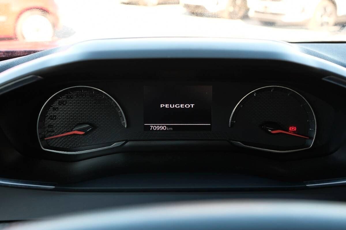 Peugeot 2008 PureTech 100 S&S Allure