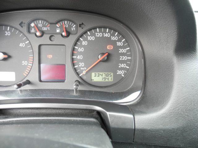 VOLKSWAGEN Golf 1.9 TDI 101cv 5p. - Ok NEOPATEN. - UNICO PROPRIET.