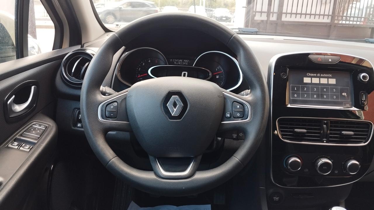 RENAULT CLIO 1.5 DCI -GARANZIA FULL