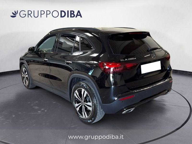 Mercedes-Benz GLA GLA-H247 2023 200 d Progressive Advanced Plus auto