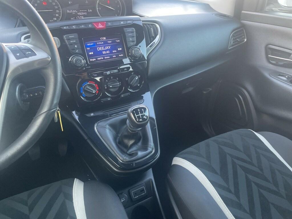 Lancia Ypsilon 5 Porte 1.2 Gold