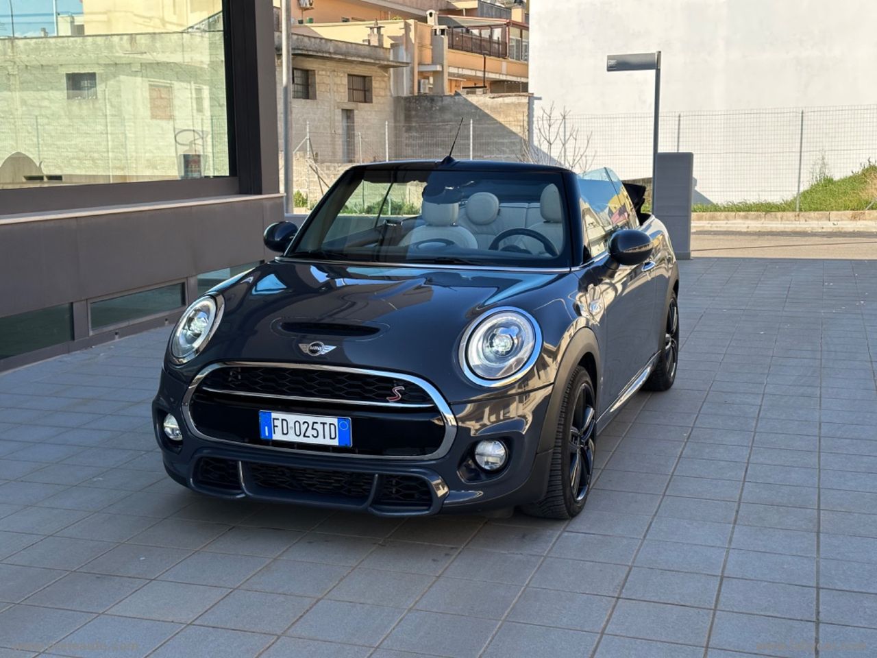 MINI Mini Cooper SD aut. Hype Cabrio