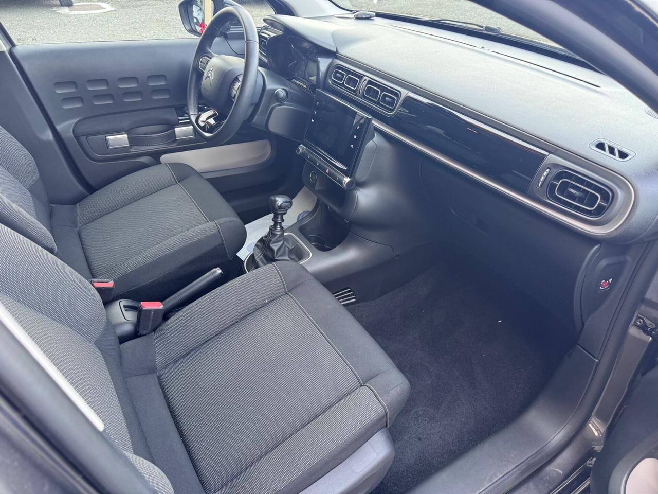 Citroen C3 1.2 Shine 110 cv