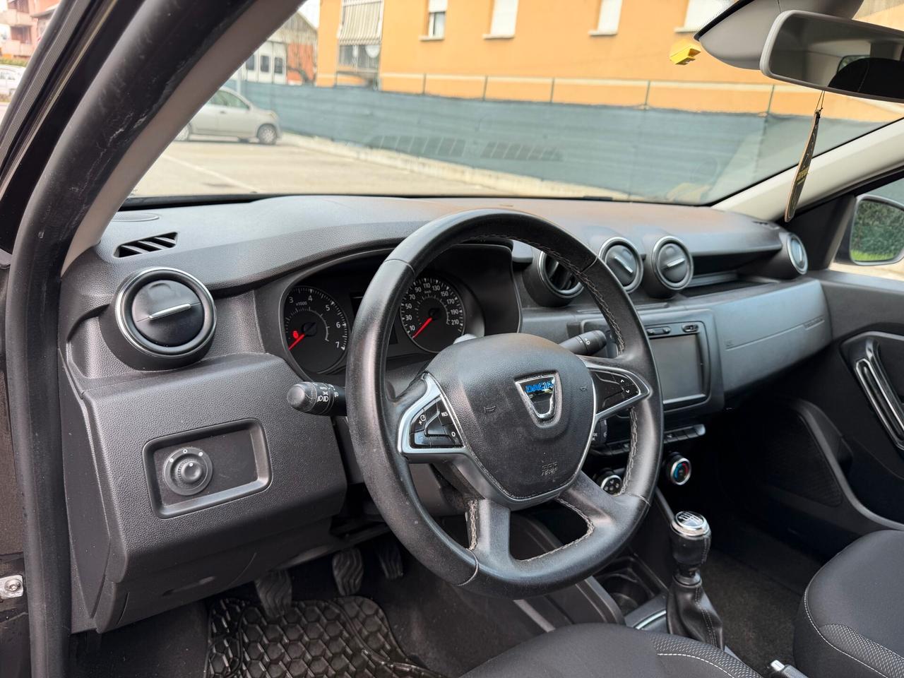 Dacia Duster 1.5 dci - NEOP. - NAV. - 12 MESI DI GARANZIA -