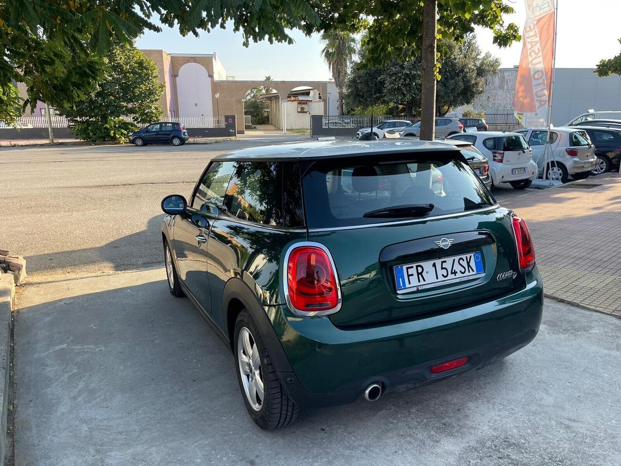 Mini 1.5 Cooper D KM. 63.000! AUTOMATICO Business