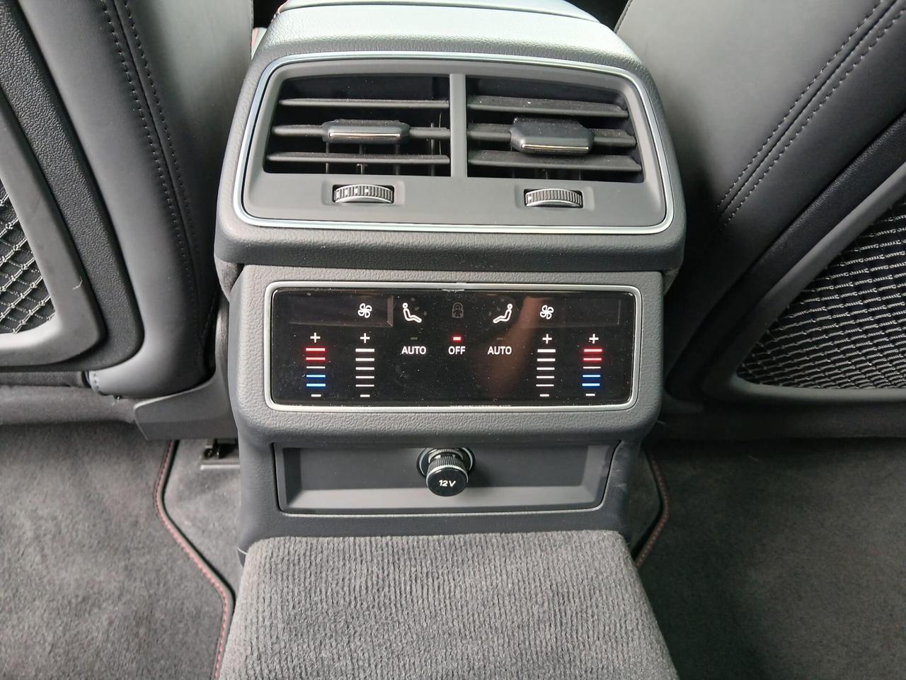 Audi A6 RS 6 Avant 4.0 TFSI V8 quattro tiptronic Performance