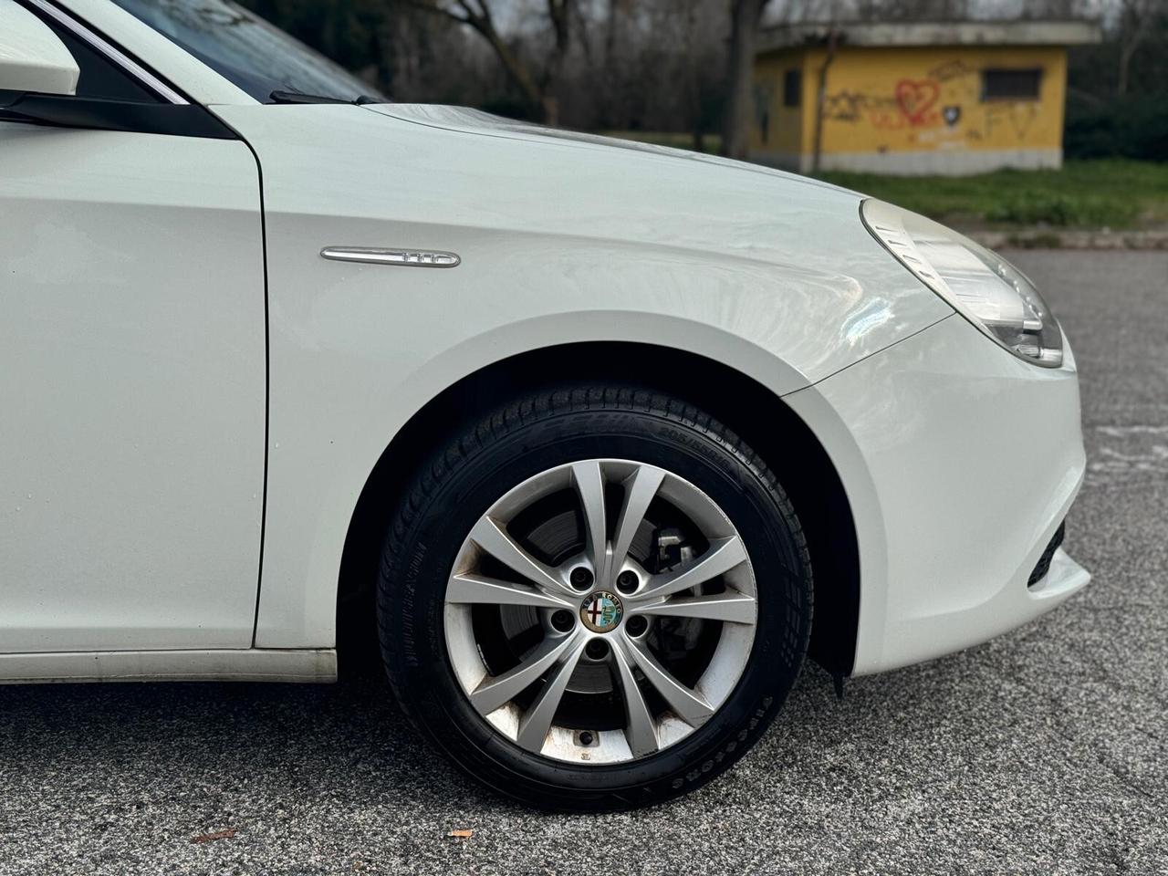 Alfa Romeo Giulietta 1.4 TurboDistinctive 88Kw "PREZZO REALE"