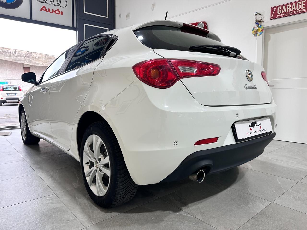 Alfa Romeo Giulietta 1.6 JTDm-2 105 CV Distinctive