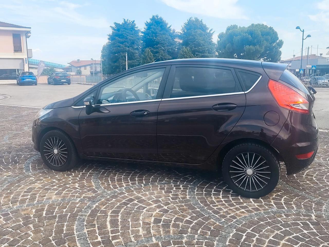Ford Fiesta 1.4 TDCi 5p. Titanium