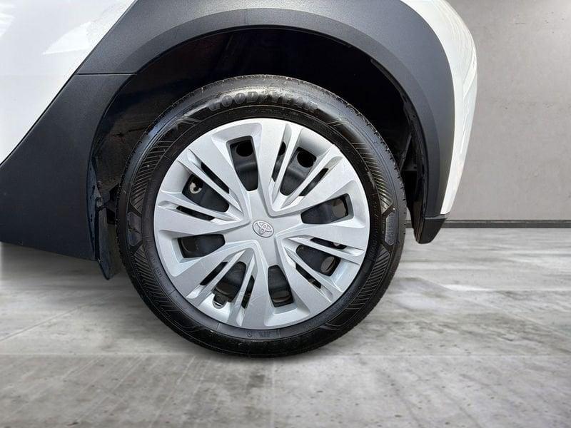 Toyota Aygo X Aygo X 1.0 Active 72cv