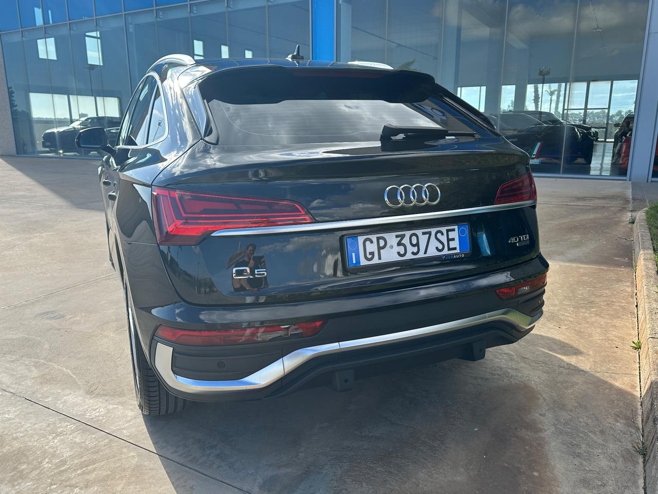 Audi Q5 spb 40 Sline possibilità noleggio no scoring