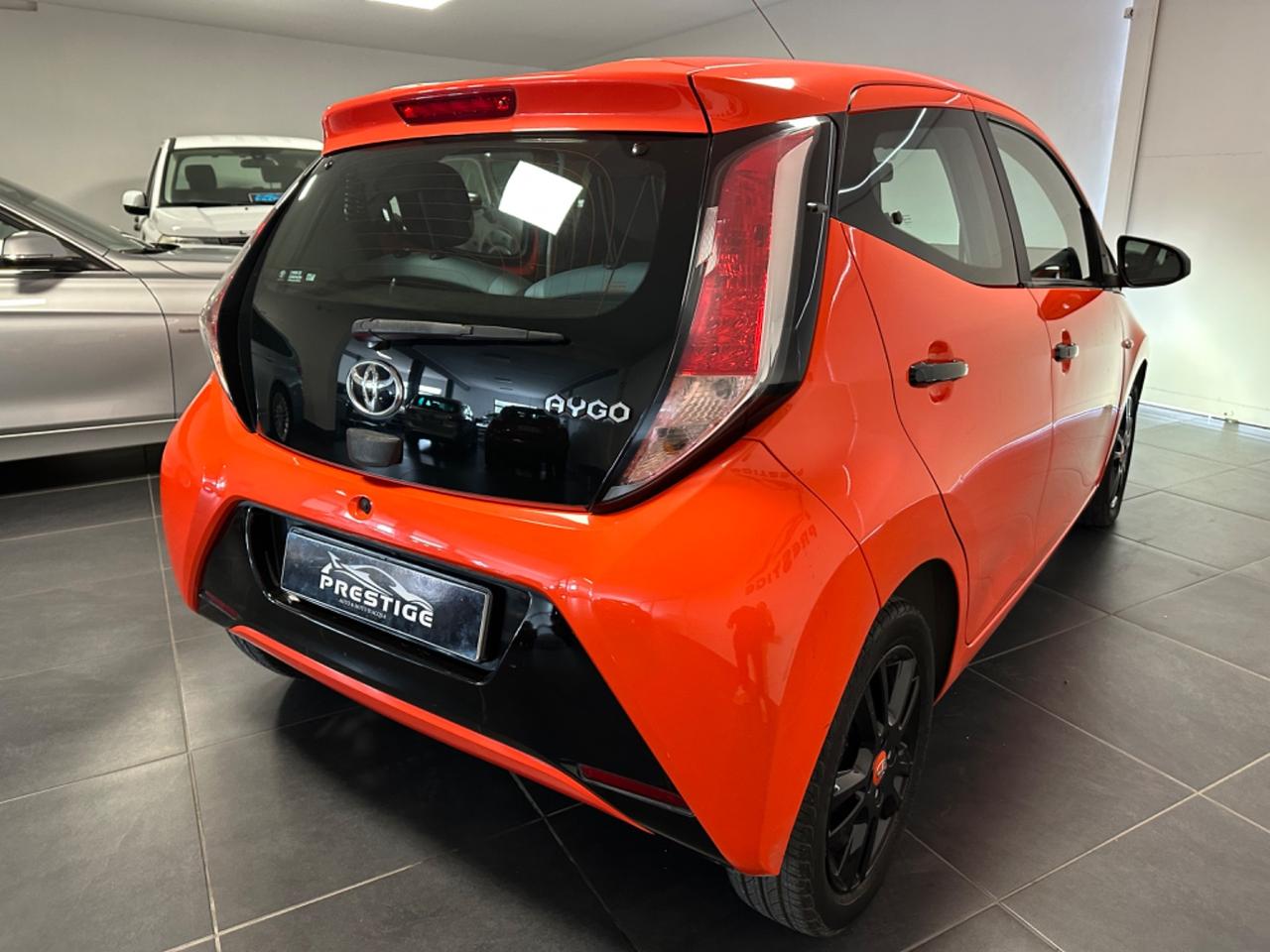 TOYOTA AYGO 1.0 AUTOMATICA 68CV GPL NEOPATENTATI