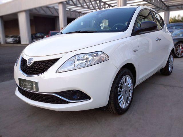 LANCIA Ypsilon 1.2 69 CV 5 porte Silver