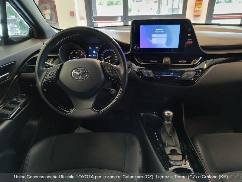 Toyota C-HR 1.8 Hybrid E-CVT Trend