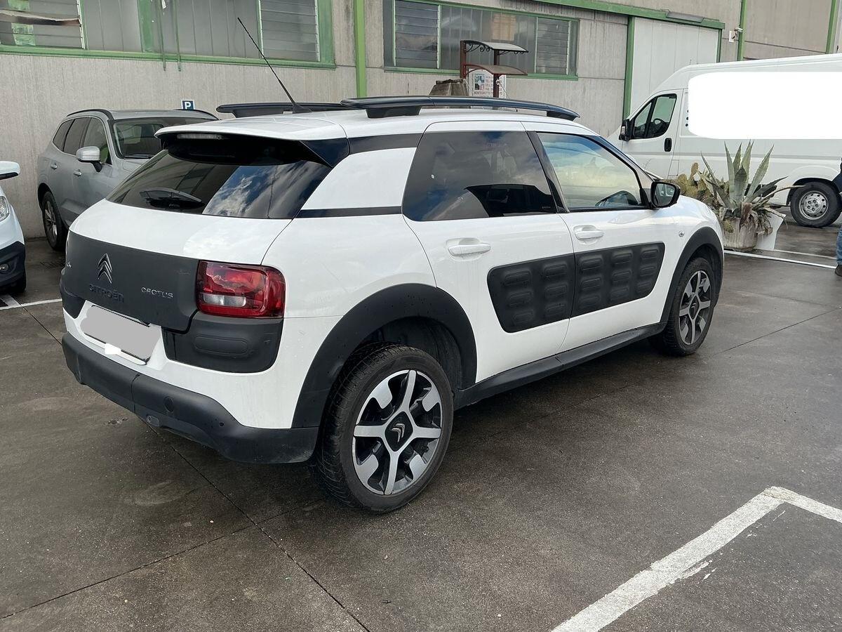 Citroen C4 Cactus BlueHDi 100 Shine