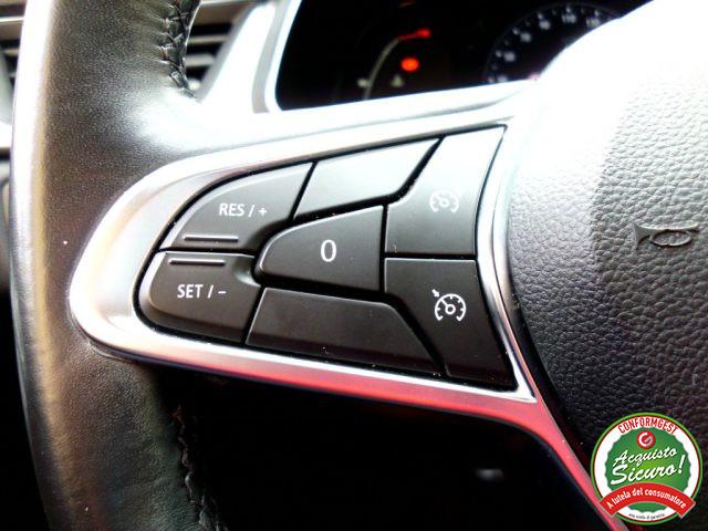 RENAULT Captur Blue dCi 95 CV Intens
