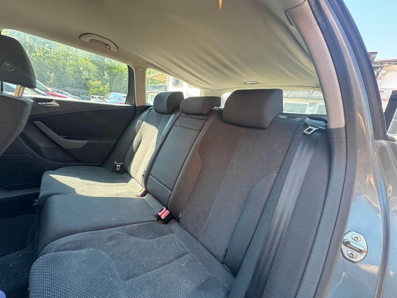 Volkswagen Passat 1.9 TDI/105CV Comfortline