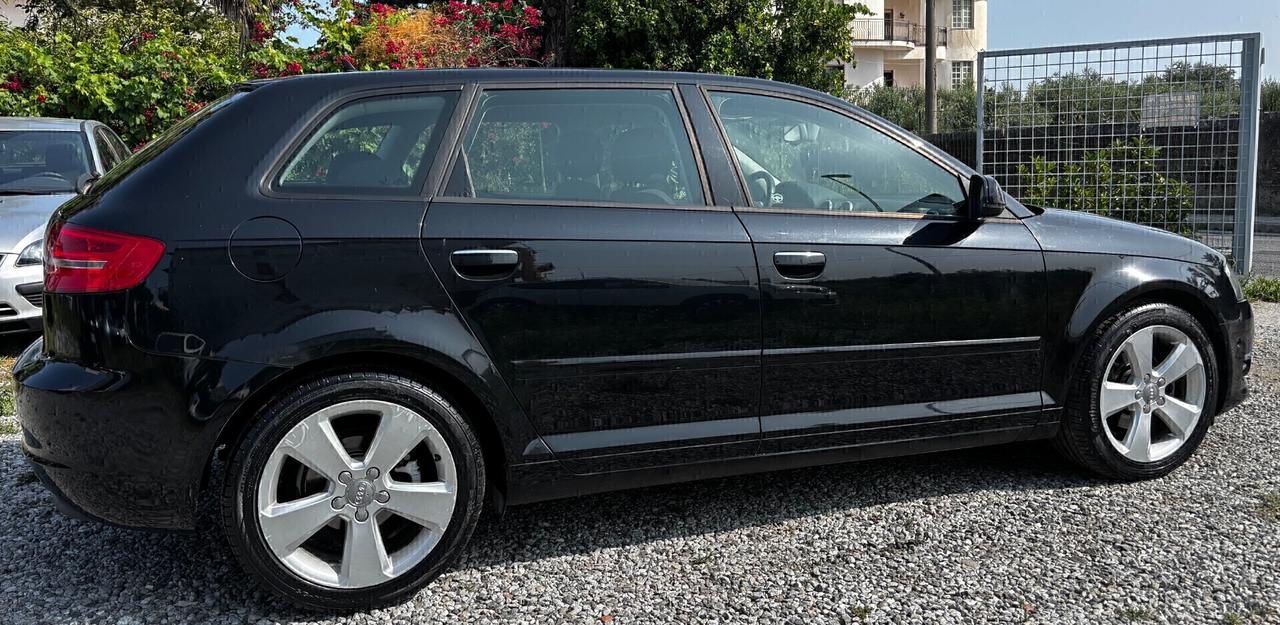 Audi A3 SPB 1.6 TDI 105 CV CR Ambition