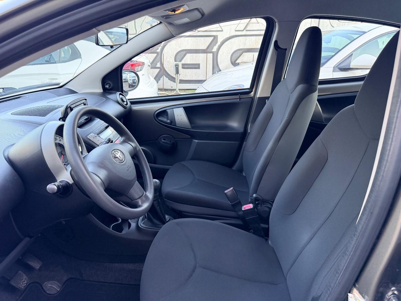 Toyota Aygo 1.0 5 Porte Navi 81.000 km