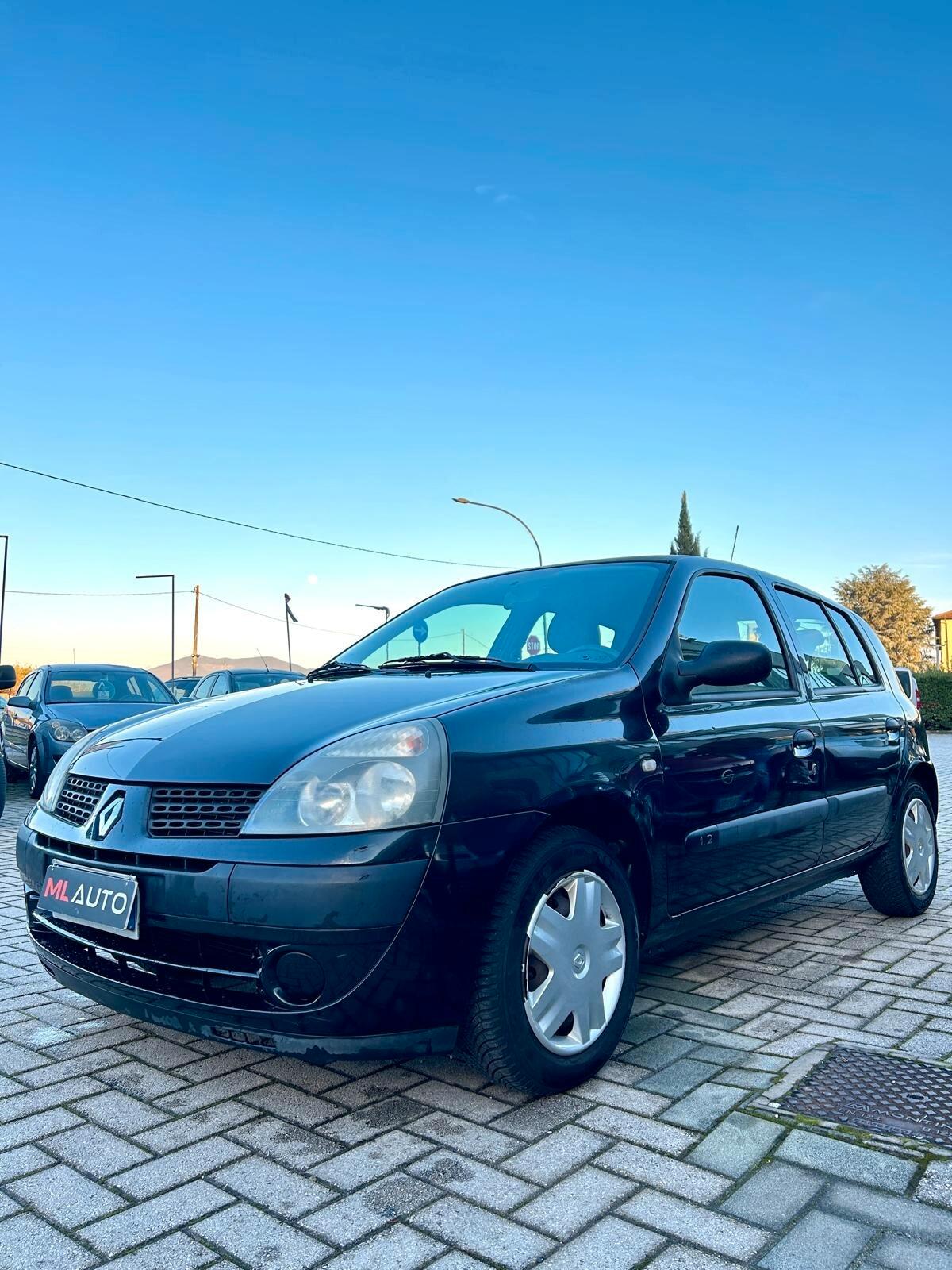 Renault Clio 1.4 16V 5 porte Confort - ok neopatentato