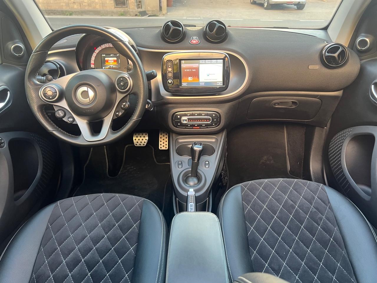 Smart ForTwo 90 0.9 Turbo twinamic cabrio Passion * ALL BRABUS*