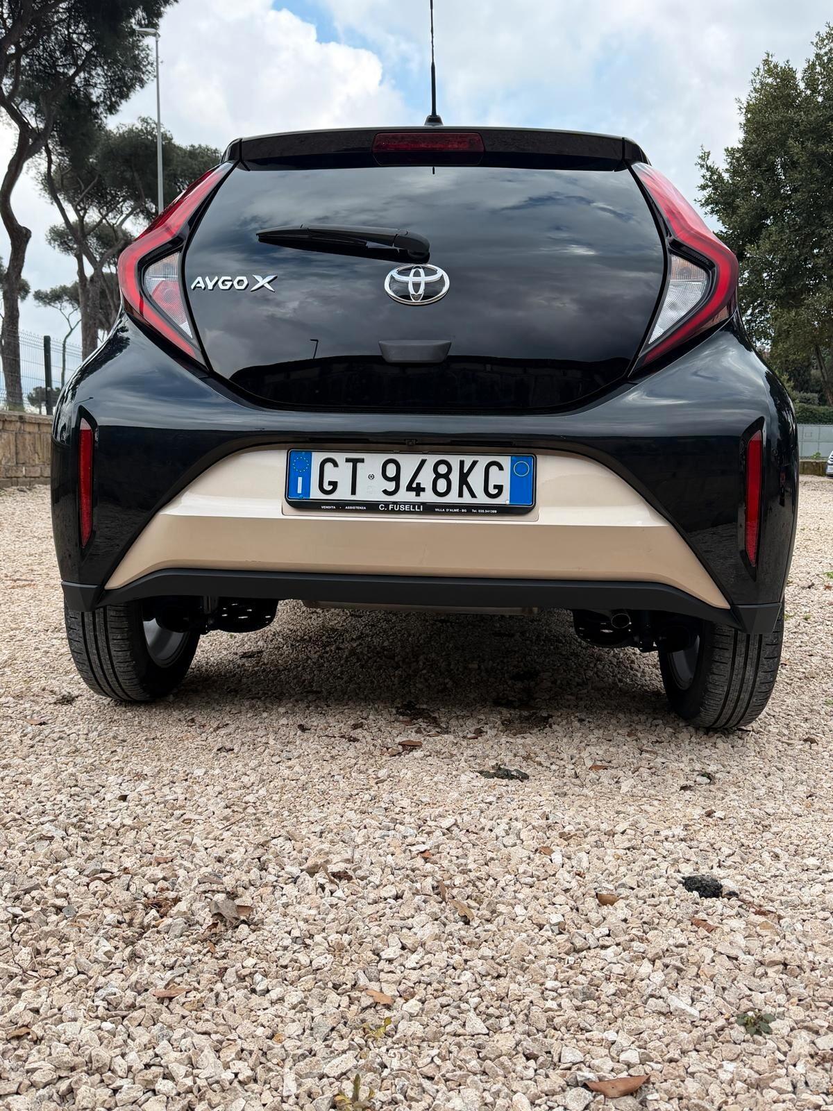 Toyota Aygo X 1.0 VVT-i 72 CV 5 porte Trend