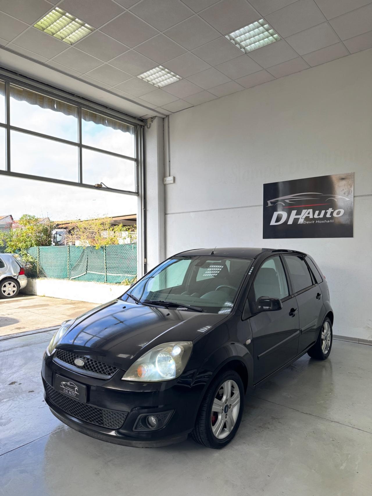 Ford Fiesta 1.4 TDCi 5p. Titanium