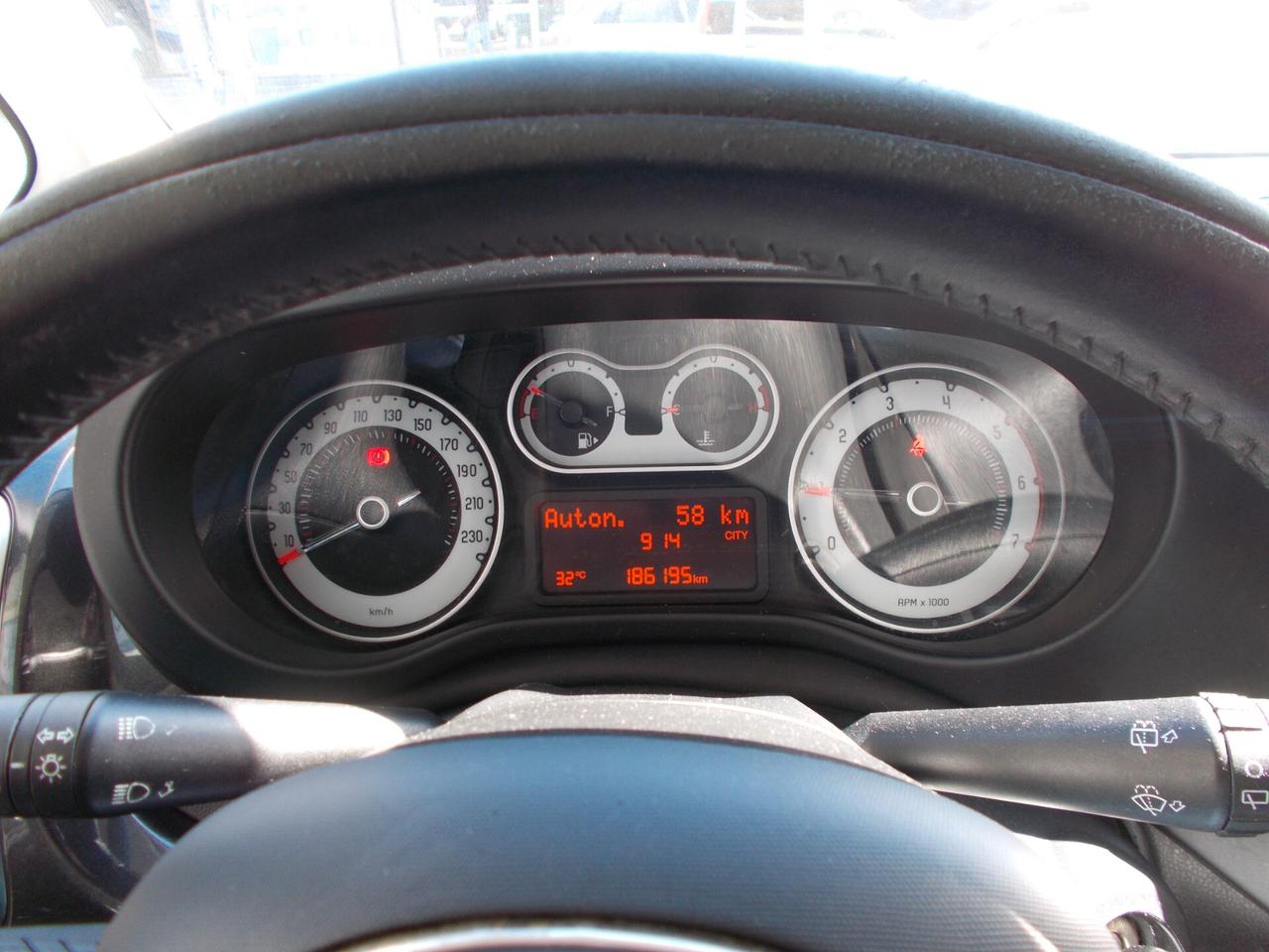 Fiat 500L 1.6 Multijet 120 CV Pop Star