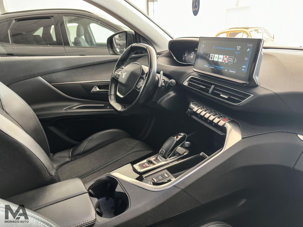 PEUGEOT 3008 ALLURE BLUEHDi 130CV 2022