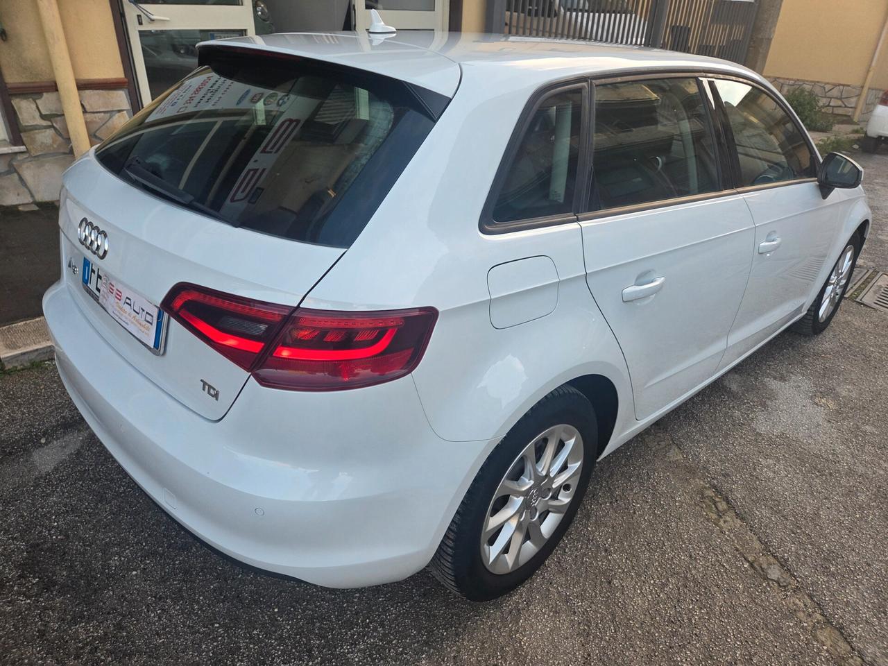 AUDI A3 ANNO 2016 1.6 TDI 110 CV EURO6 LED NAVIG KMCERT