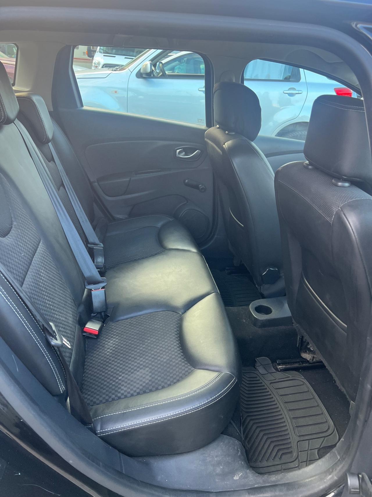 Renault Clio Sporter dCi 8V 90 CV Duel