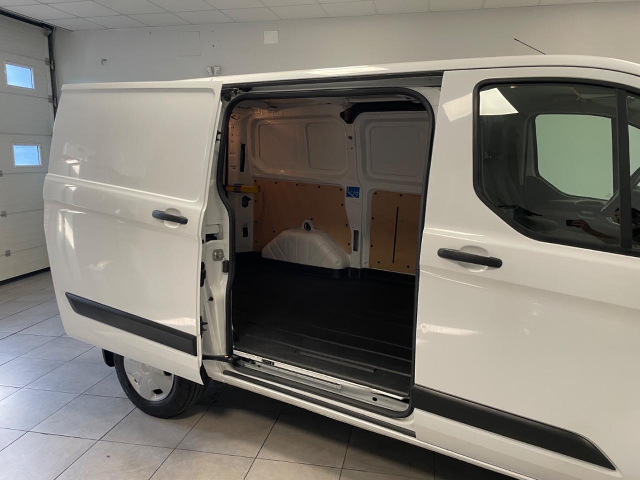 FORD TRANSIT CUSTOM 105 CV