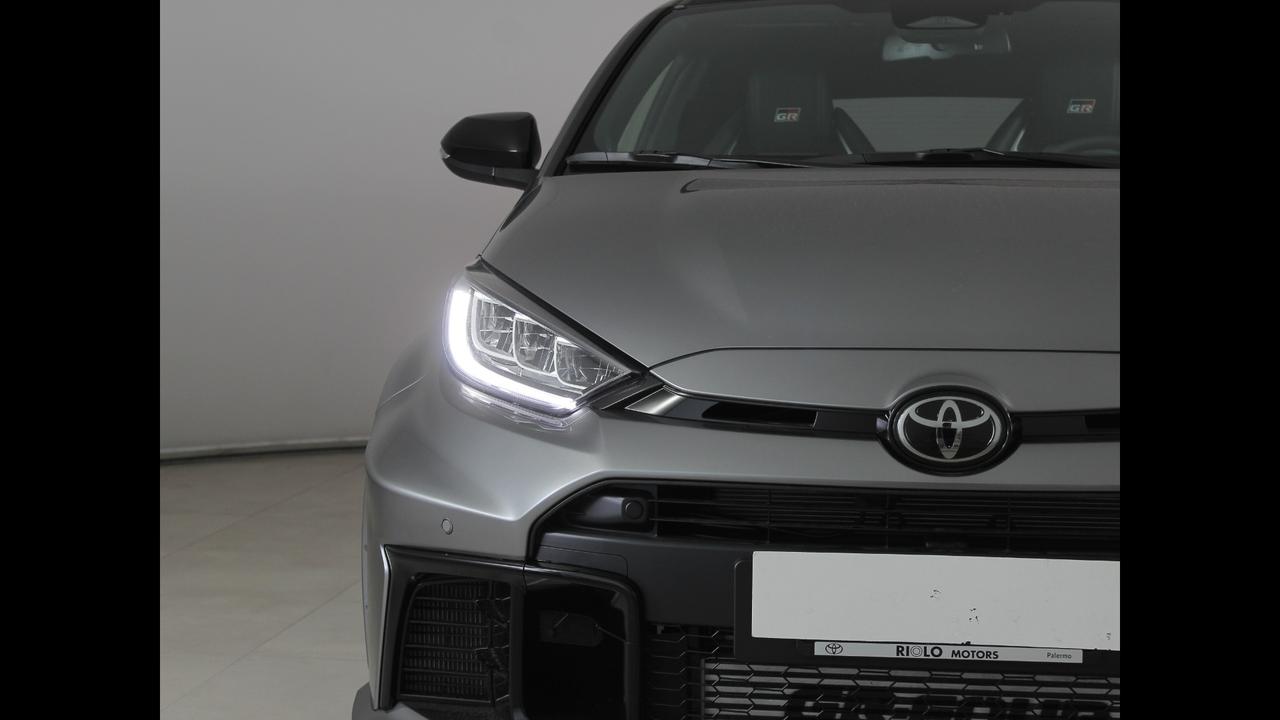 TOYOTA GR Yaris 1.6 AWD Circuit AT MY24