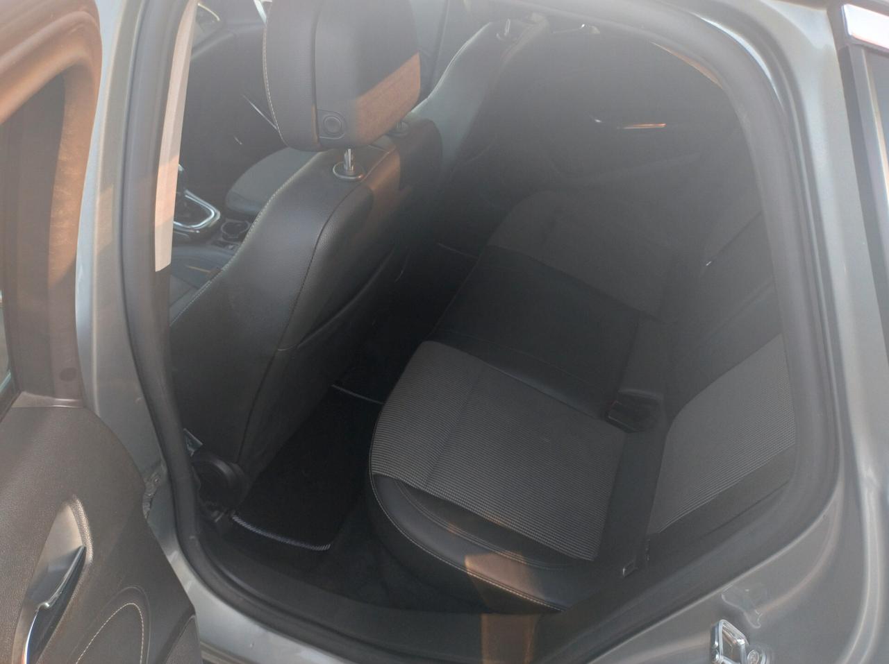 Opel Astra 1.7 CDTI 110CV 5 porte Cosmo