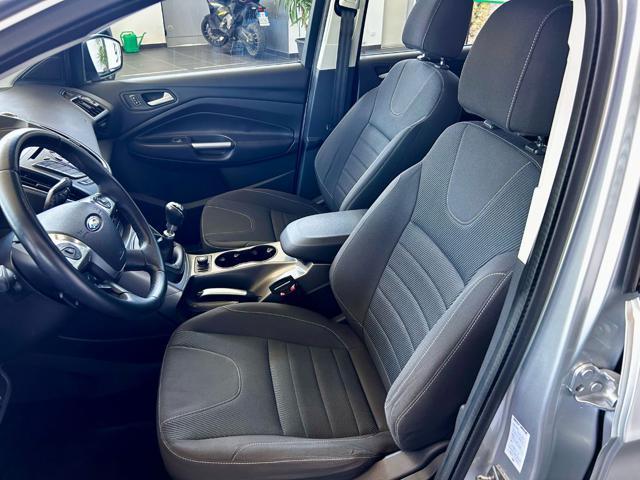 FORD Kuga 2.0 TDCI 140 CV 2WD Titanium
