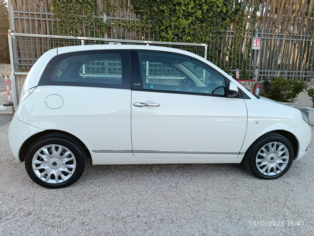 Lancia Ypsilon 1.3 MJT 75 CV Unyca PREZZO FISSO