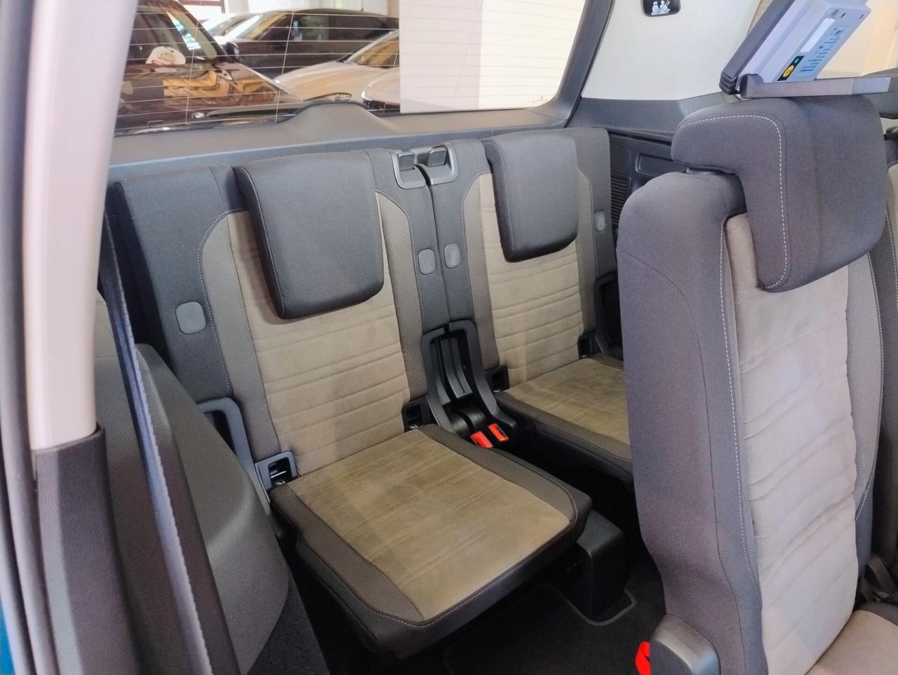 VOLKSWAGEN Touran 2.0 TDI 150CV DSG 7POSTI TETTO ACC