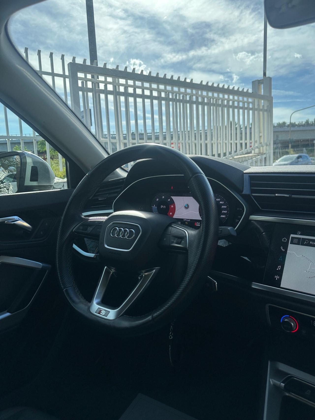 Audi Q3 40 TDI quattro S tronic