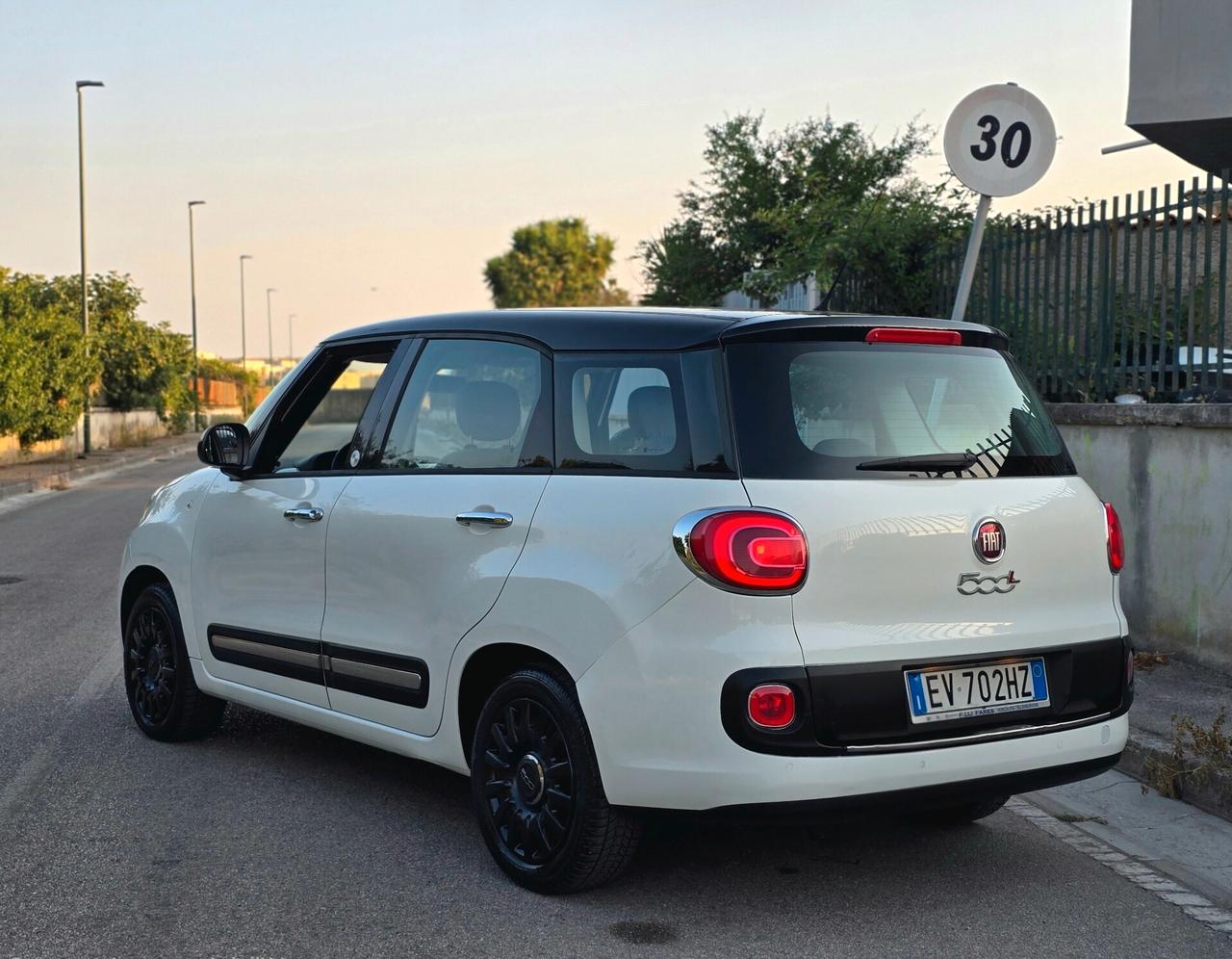 FIAT 500L LIVING BICOLORE 7 POSTI 2015 PERFETTA