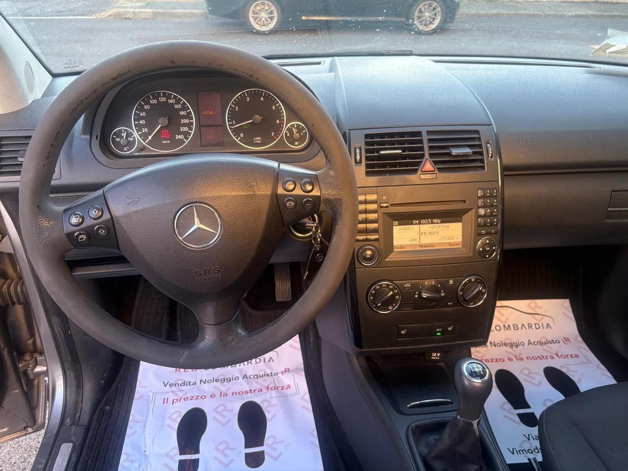 Mercedes-benz A 160 BlueEFFICIENCY Elegance