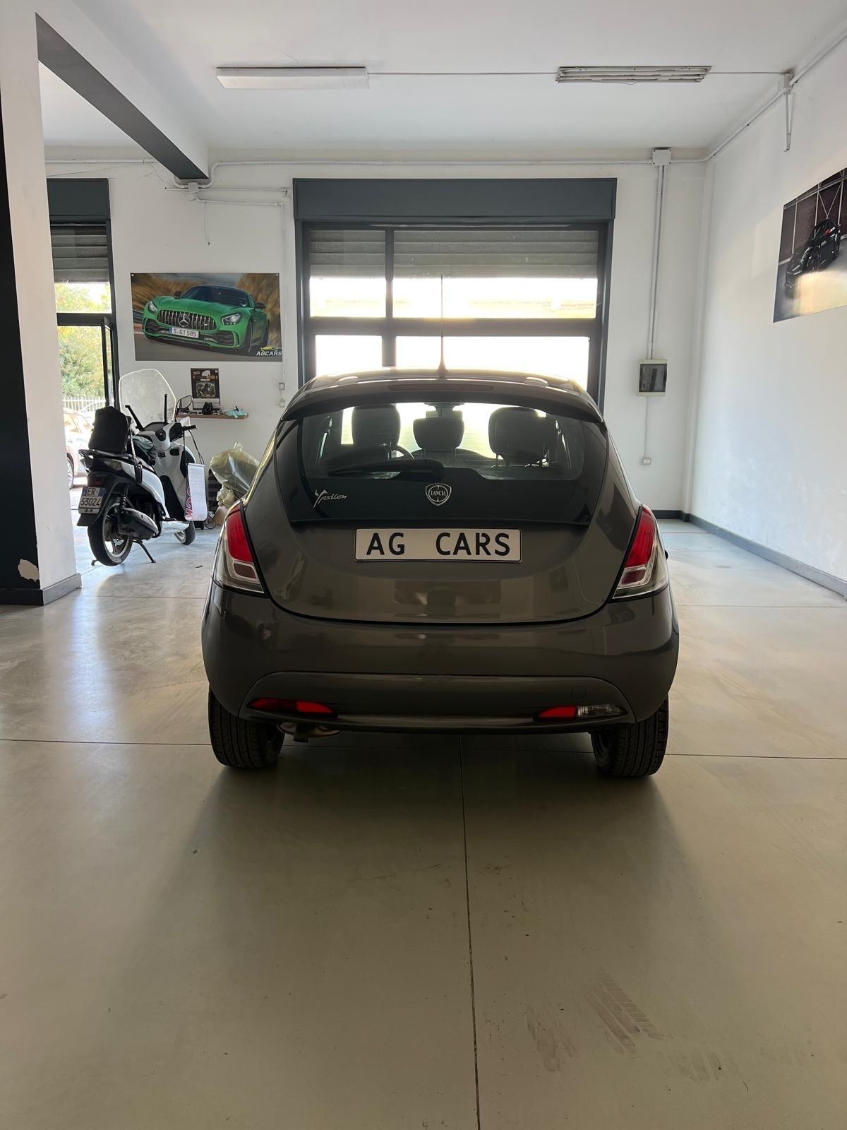 Lancia Ypsilon 1.3 MJT 16V 95 CV 5 porte S&S Platinum