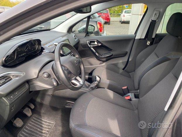 PEUGEOT 208 PureTech 82 Stop&Start 5 porte Signa