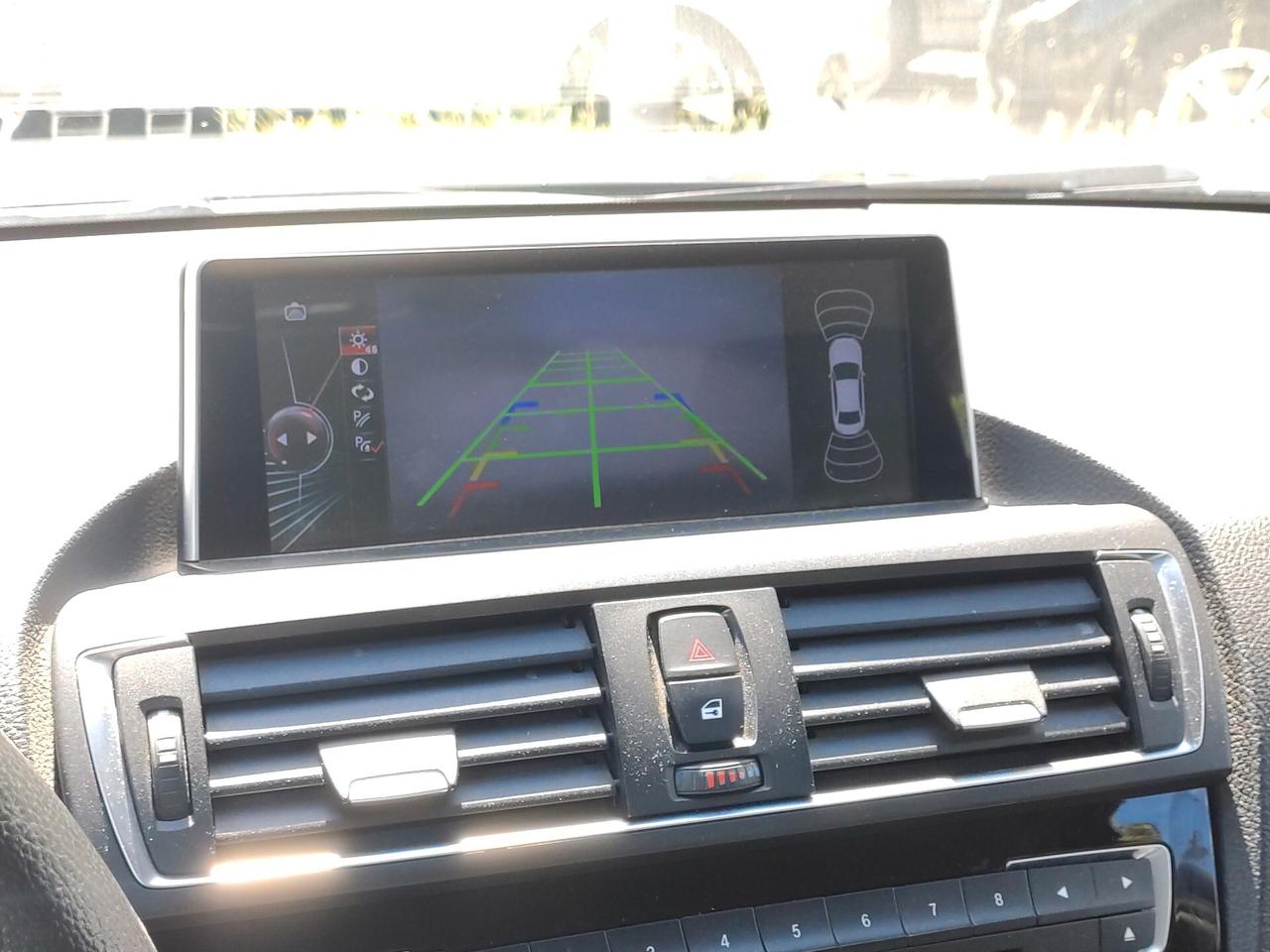 Bmw 118 116d 5p. Urban